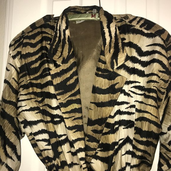 VINTAGE-100% silk TIGER STRIPE JACKET-SMALL------final price - Picture 4 of 5